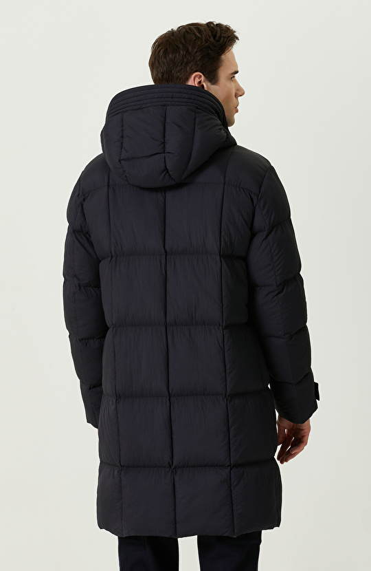 Kapüşon Yaka Lacivert Kaban