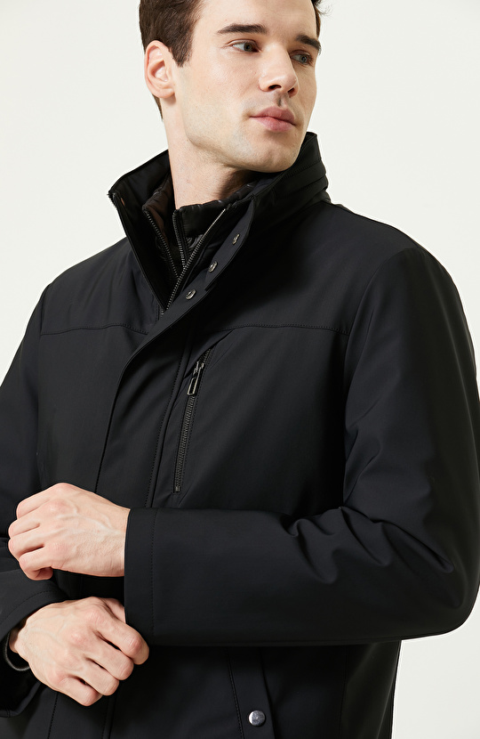 Yan Cepli Dik Yaka Siyah Kaban