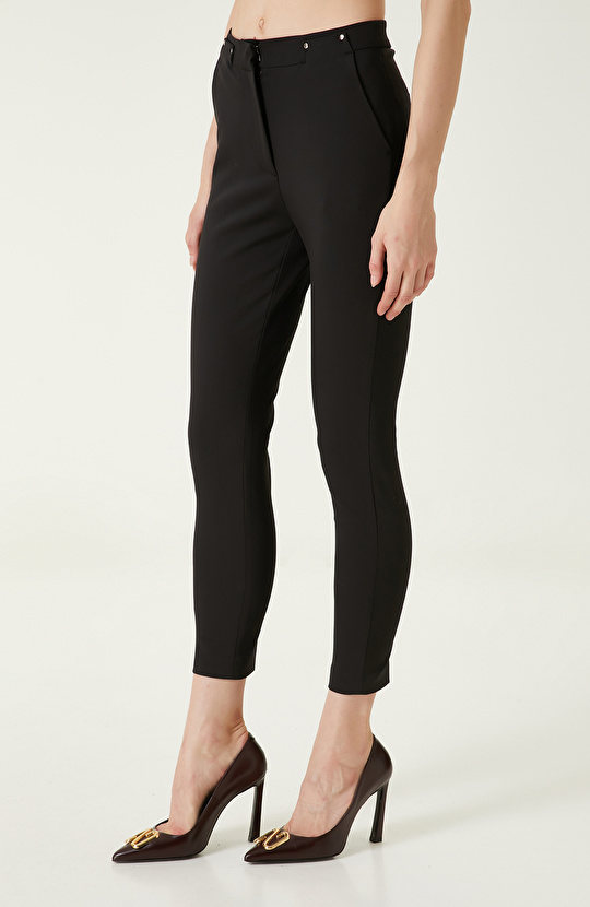 Siyah Düz Kesim Pantolon