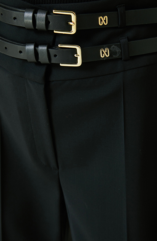 Çift Kemer Detaylı Siyah Pantolon