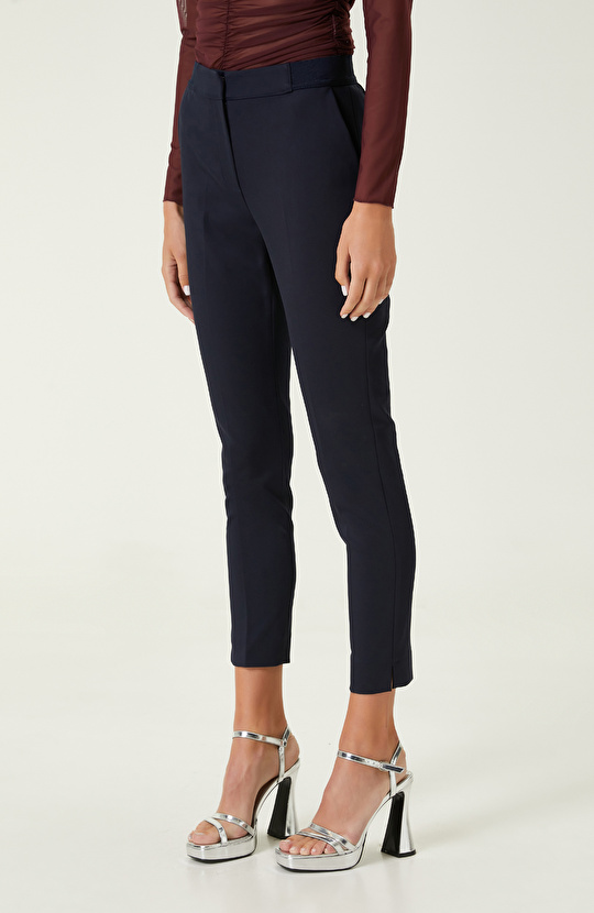 Lacivert Kemeri Lastik Detaylı Pantolon