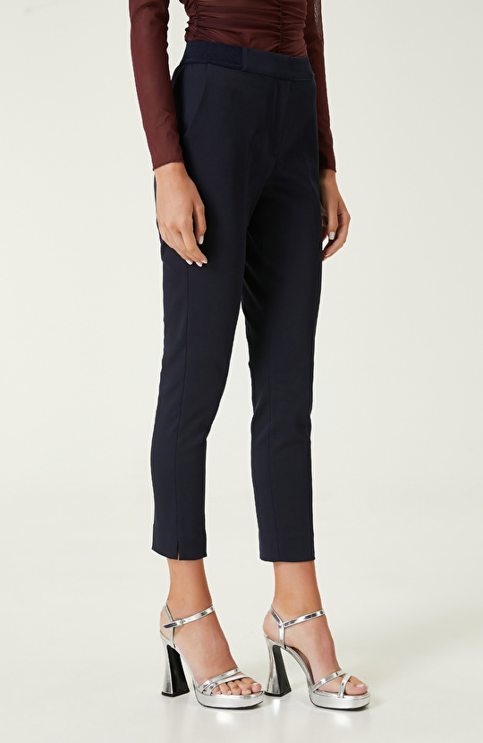 Lacivert Kemeri Lastik Detaylı Pantolon