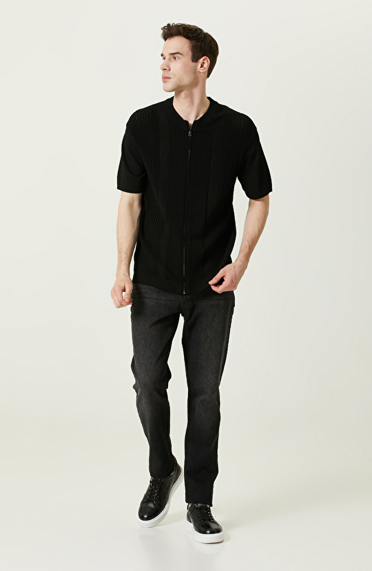 Siyah Triko Gömlek