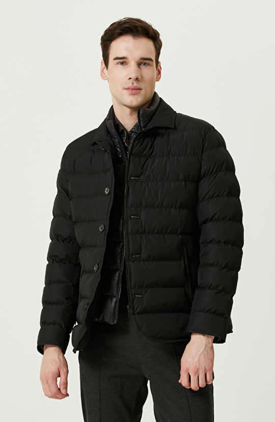 Yan Cep Fermuarlı Siyah Ceket