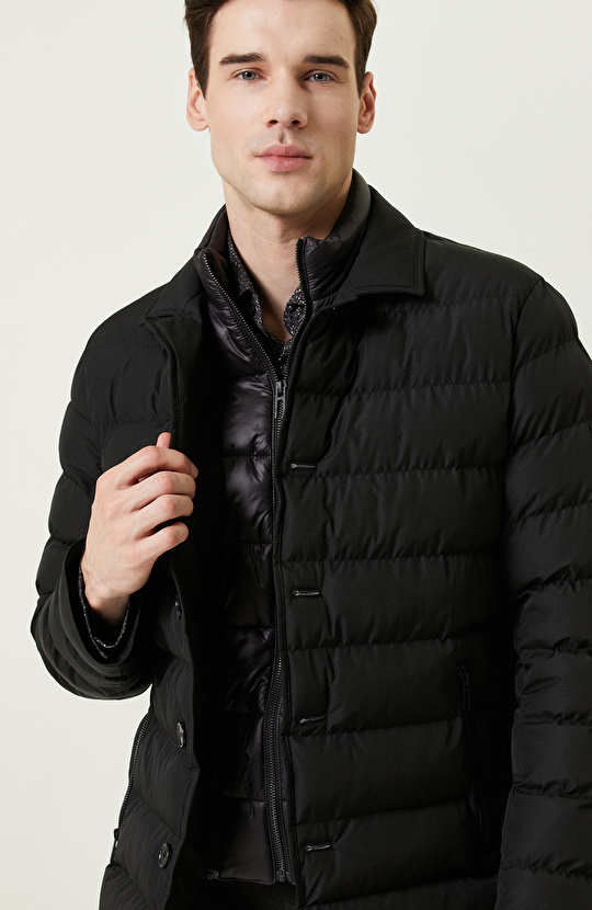 Yan Cep Fermuarlı Siyah Ceket