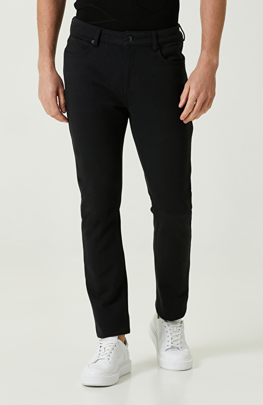 N-Tech Düz Paça Siyah Pantolon