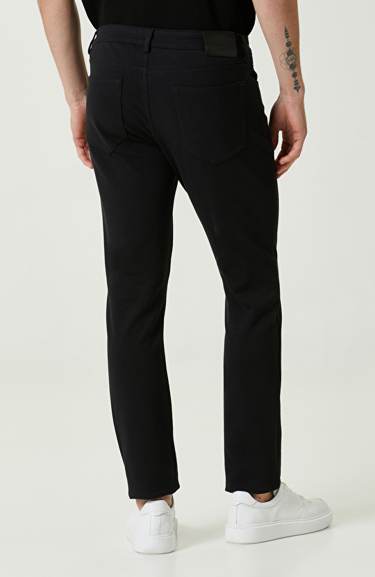 N-Tech Düz Paça Siyah Pantolon