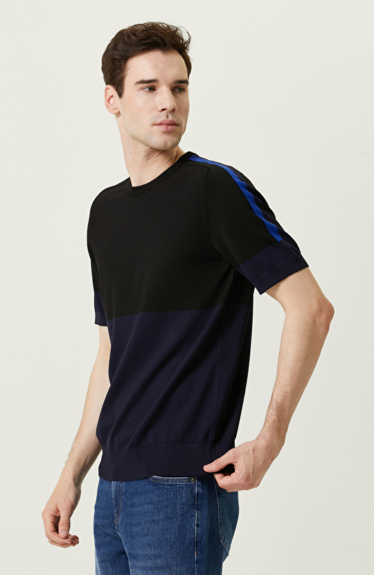 Kısa Kollu Renk Bloklu Lacivert Triko Kazak