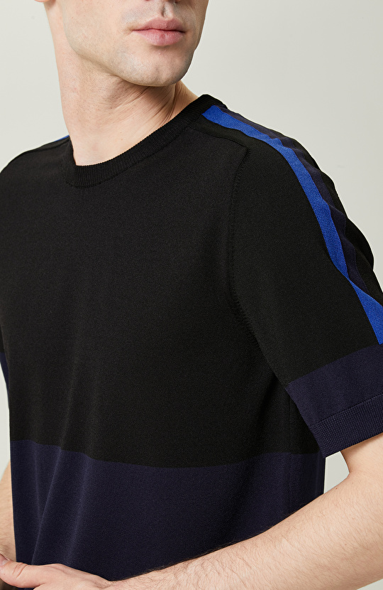 Kısa Kollu Renk Bloklu Lacivert Triko Kazak