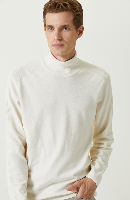 Ekru Balıkçı Yaka Kazak