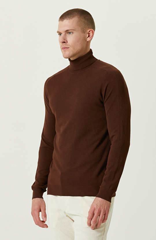 Tütün Rengi Balıkçı Yaka Triko Kazak