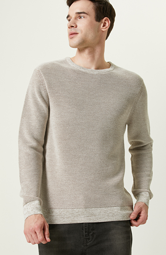 Ekru Bisiklet Yaka Jakarlı Triko Kazak