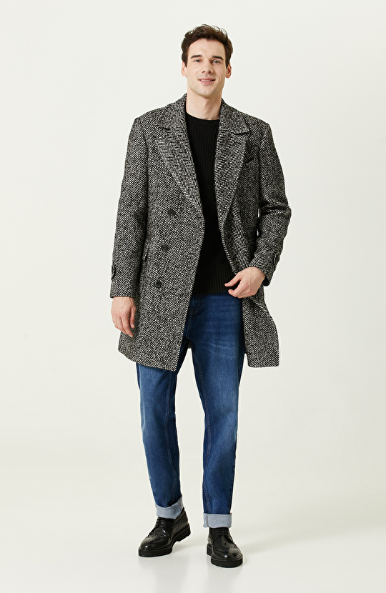 Örgü Detaylı Siyah Triko Kazak