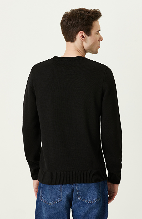 Örgü Detaylı Siyah Triko Kazak