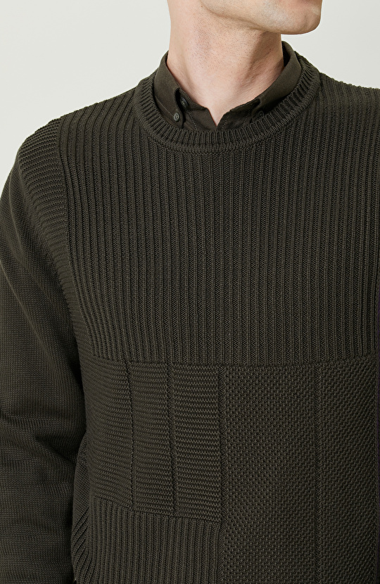 Örgü Detaylı Haki Triko Kazak