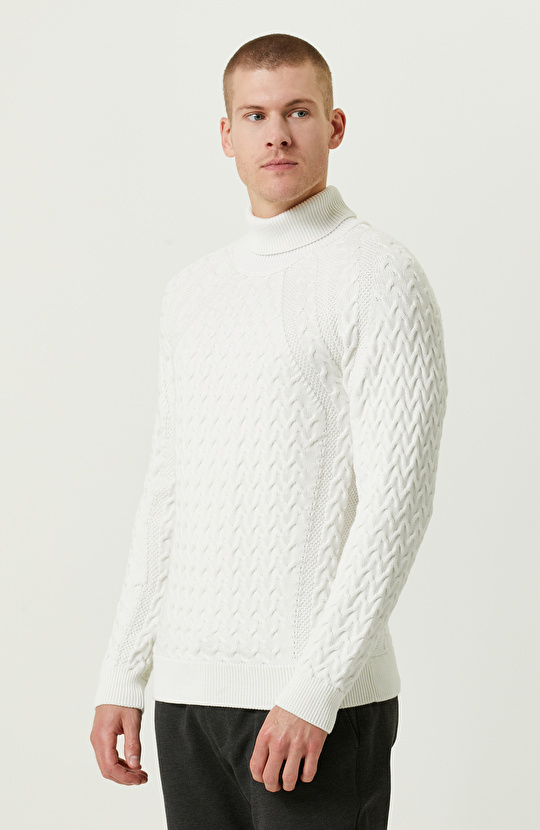 Ekru Balıkçı Yaka Kazak