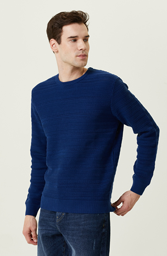 Saks Desenli Triko Kazak