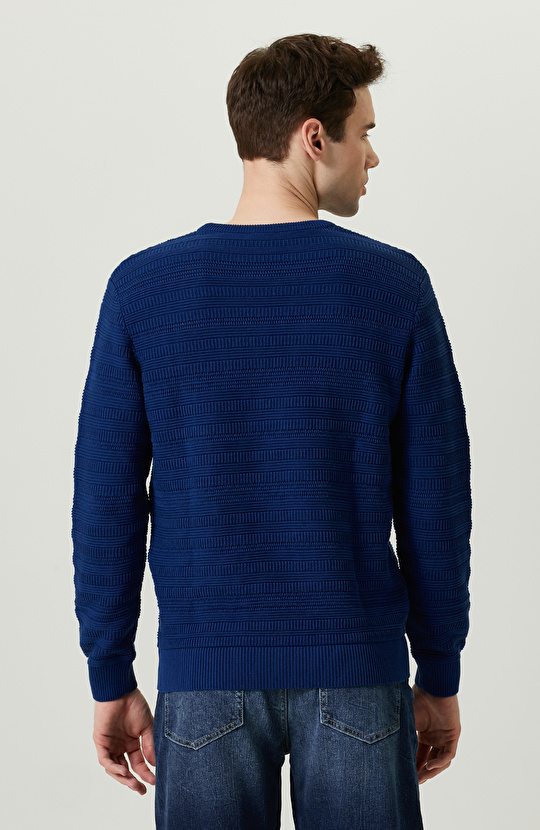 Saks Desenli Triko Kazak