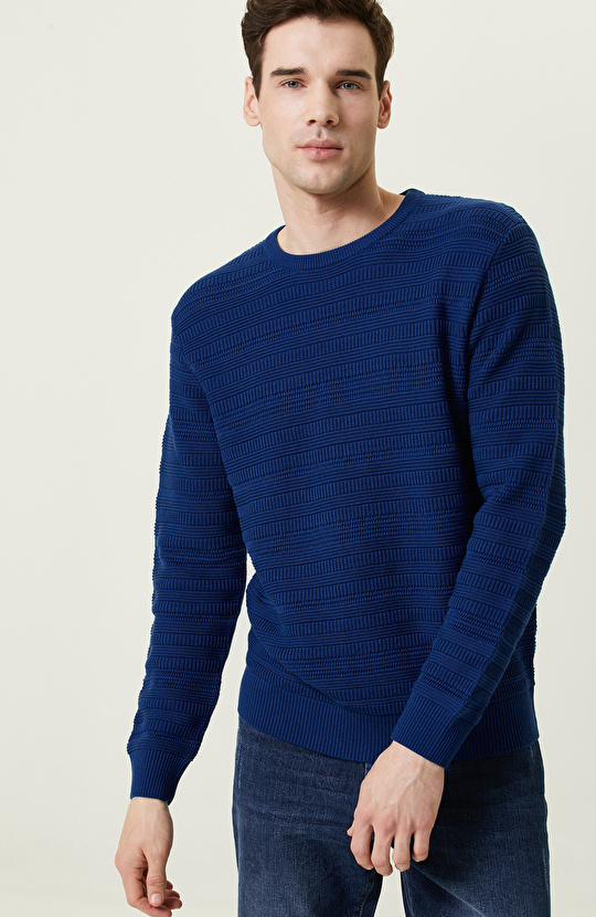 Saks Desenli Triko Kazak