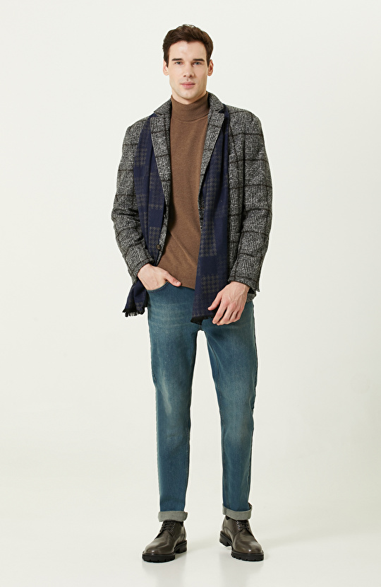 Aplike Cepli Siyah Beyaz Desenli Ceket