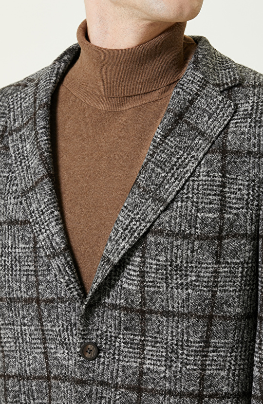 Aplike Cepli Siyah Beyaz Desenli Ceket