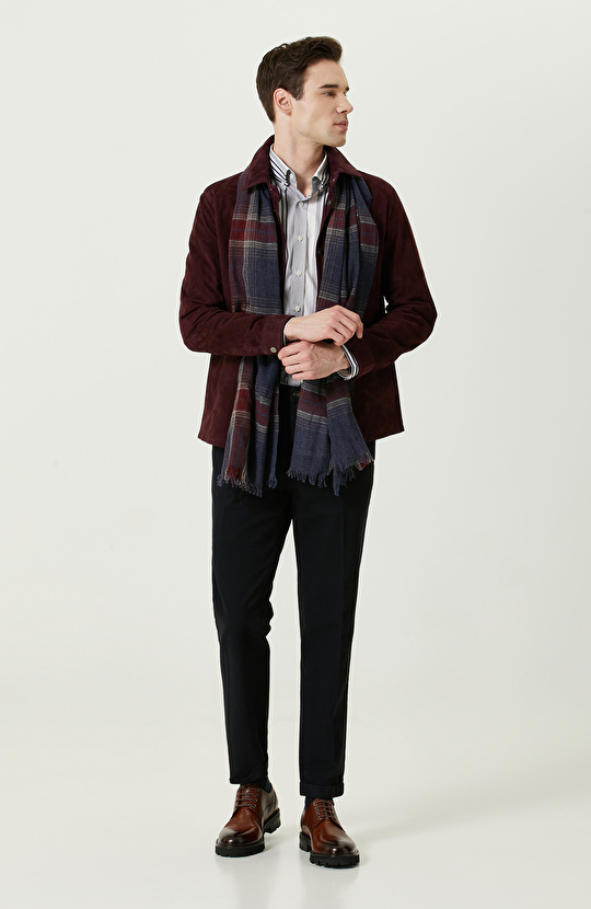 Lacivert Beyaz Çizgili Gömlek