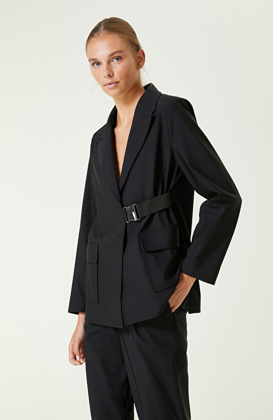 N-Tech Siyah Kemer Detaylı Ceket