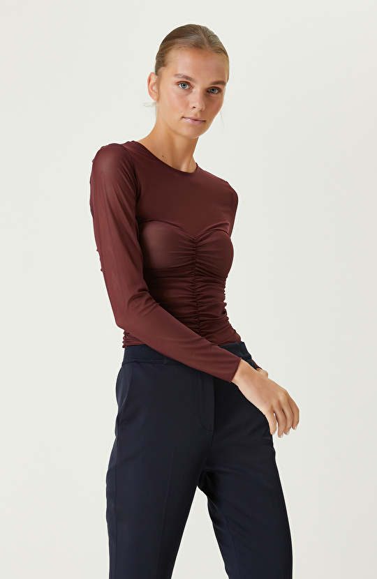 Bordo Büzgü Detaylı Tül Tshirt