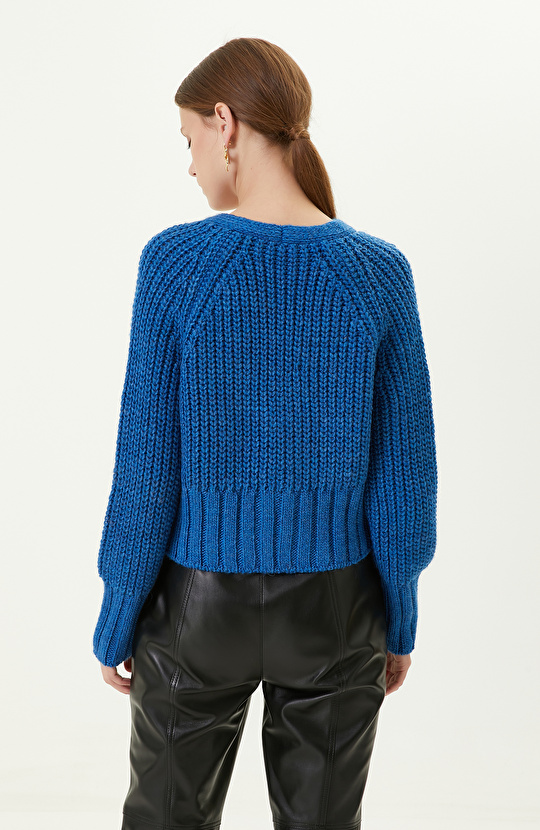 Mavi Uzun Kollu V Yaka Hırka