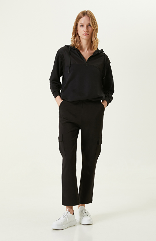 N-Tech Siyah Pamuklu Kolda Fermuar Detaylı Sweatshirt