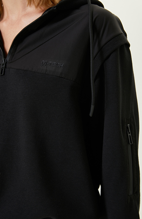 N-Tech Siyah Pamuklu Kolda Fermuar Detaylı Sweatshirt