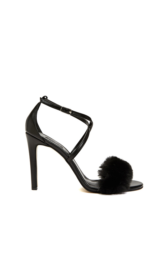 Siyah Kadın Deri Sandalet