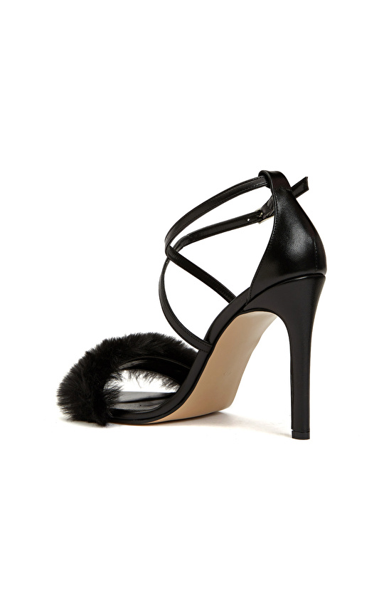 Siyah Kadın Deri Sandalet