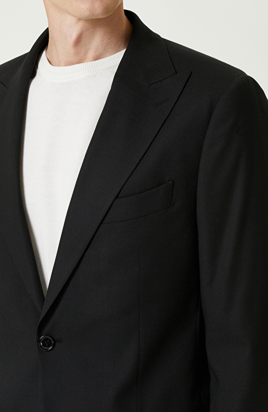 Yün Karışımlı Siyah Takım Elbise