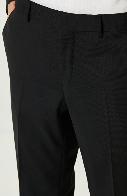 Yün Karışımlı Siyah Takım Elbise