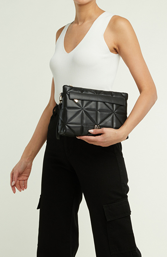 Siyah Kadın  Çanta