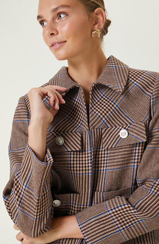 Kahverengi Ekose Desenli Crop Ceket