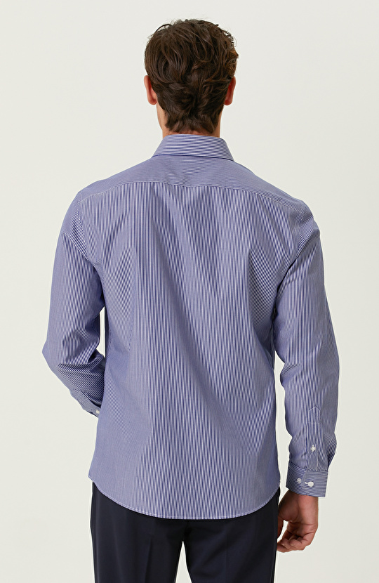 Non-Iron Pamuklu Mavi Beyaz Çizgili Gömlek