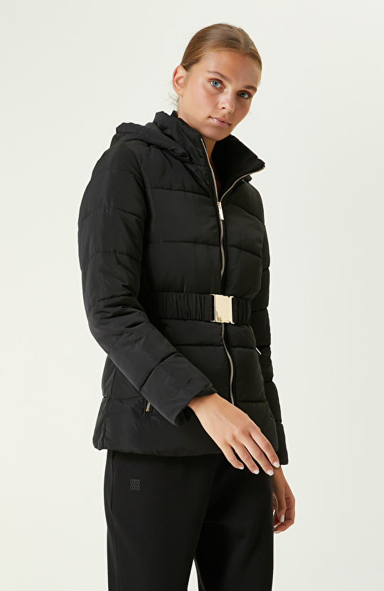 Siyah Kapitoneli Mont