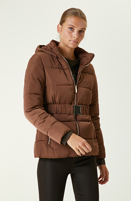 Kahverengi Kapitoneli Mont