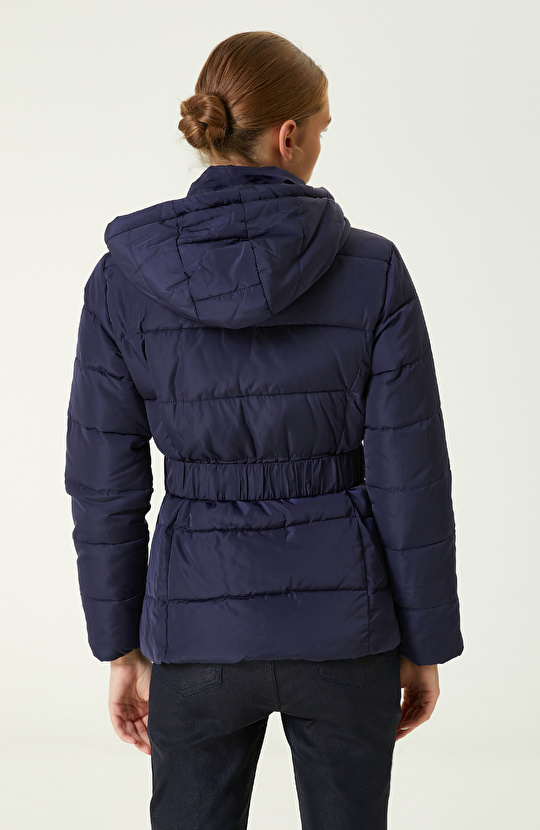 Lacivert Kapitoneli Mont