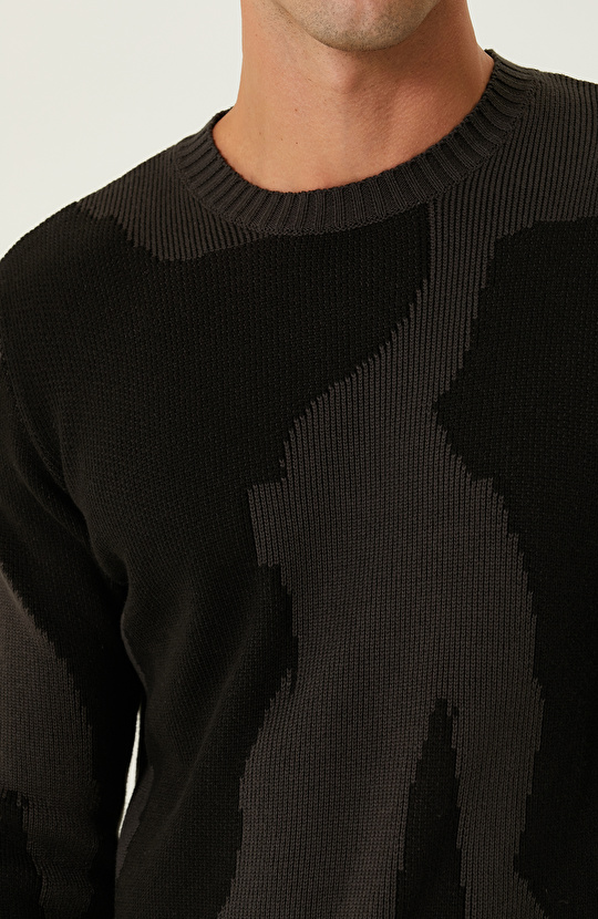 Siyah Kamuflaj Desenli Kazak