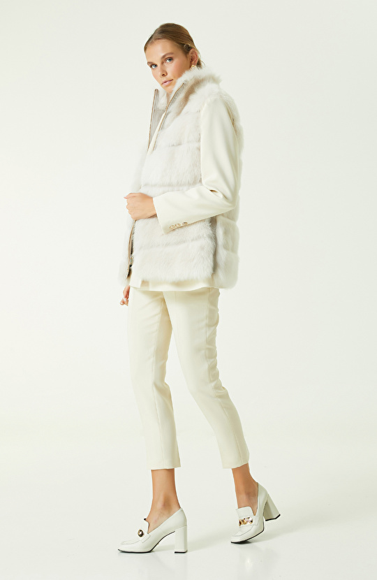 Ekru Çizgi Detaylı Deri Yelek