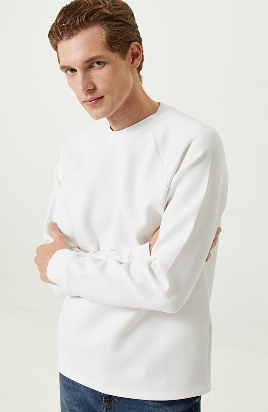 Ekru Bisiklet Yaka Sweatshirt