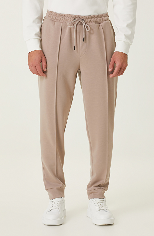 Taş Rengi Nervür Detaylı Eşofman Altı