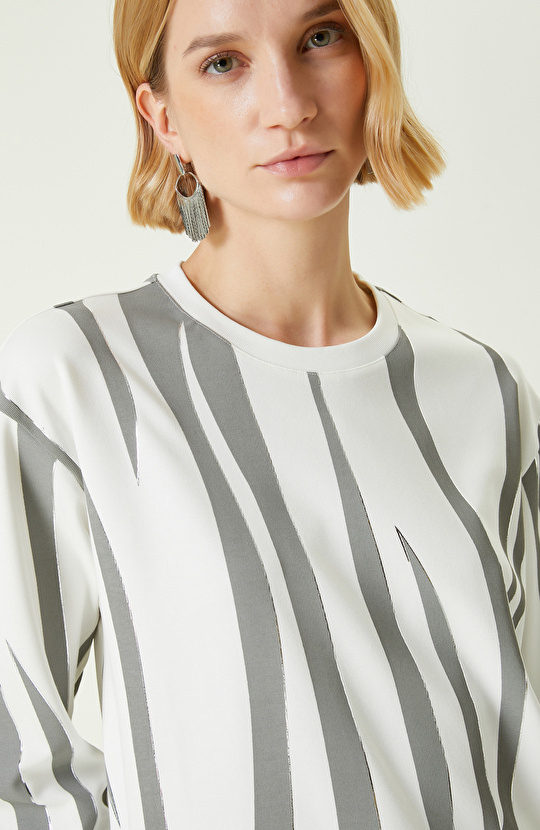 Ekru Desenli Sweatshirt
