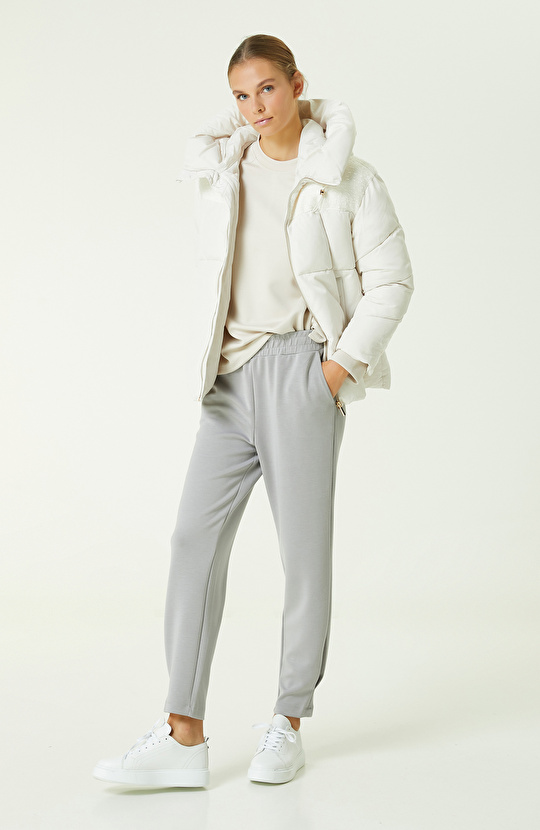 Bej Bisiklet Yaka Sweatshirt