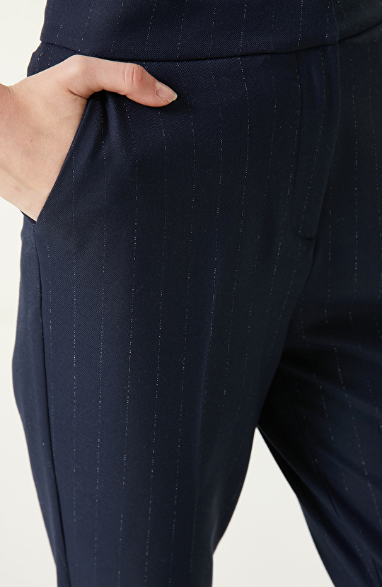 Lacivert Simli Çizgili Pantolon