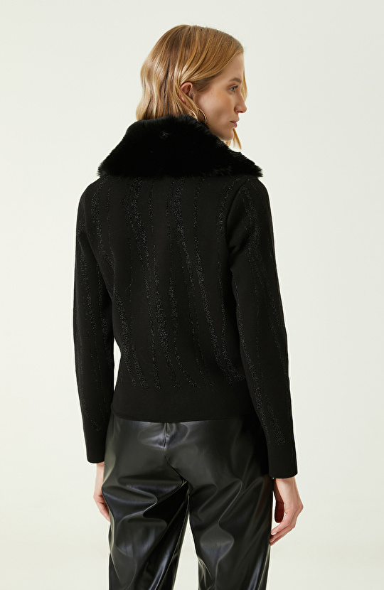 Siyah Jakarlı Hırka