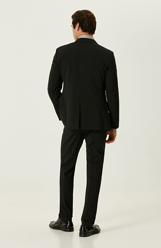 Siyah Gofre Desenli Takım Elbise